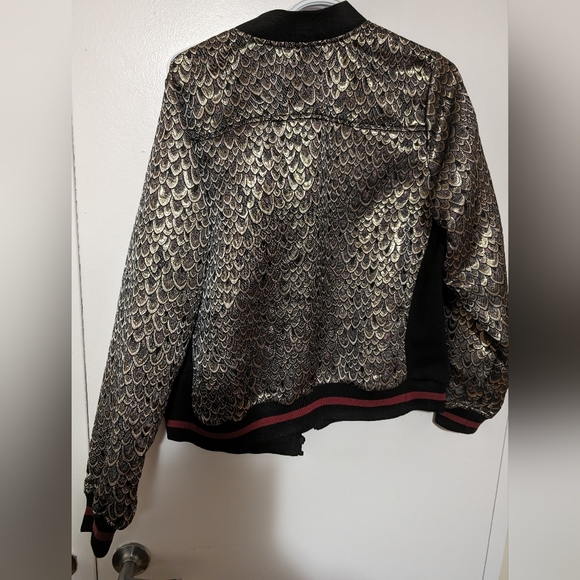 Plus Size 1X metallic bomber jacket - Picture 3 of 4
